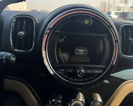 Мини Кантримен, объемом двигателя 2 л и пробегом 116 тыс. км за 24500 $, фото 13 на Automoto.ua