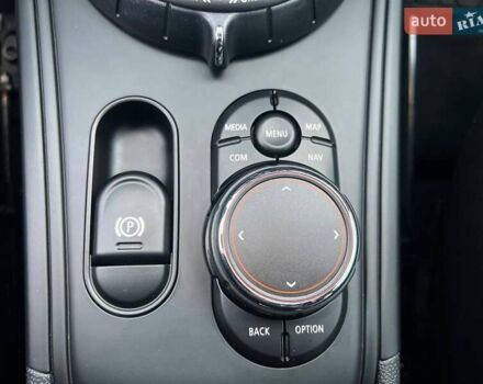 Мини Кантримен, объемом двигателя 2 л и пробегом 92 тыс. км за 18900 $, фото 31 на Automoto.ua