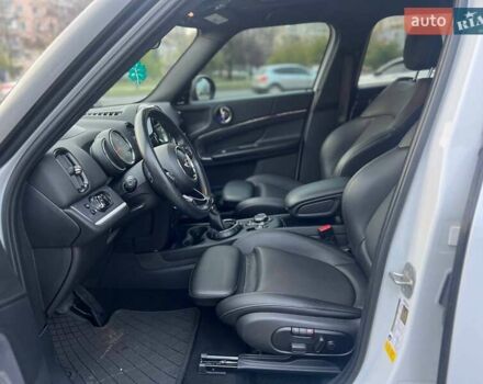 Мини Кантримен, объемом двигателя 2 л и пробегом 92 тыс. км за 18900 $, фото 17 на Automoto.ua