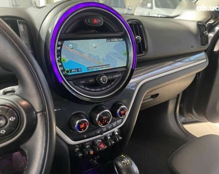 Міні Кантрімен, об'ємом двигуна 2 л та пробігом 91 тис. км за 16900 $, фото 12 на Automoto.ua