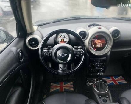 Мини Кантримен 2011 в Киеве на Automoto.ua Мини Кантримен, объемом двигателя 1.6 л и пробегом 196 тыс. км за 9990 $, фото 7 на Automoto.ua