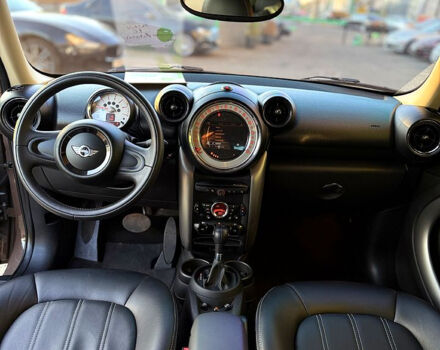 Мини Кантримен 2013 в Одессе на Automoto.ua Мини Кантримен, объемом двигателя 2 л и пробегом 102 тыс. км за 14000 $, фото 6 на Automoto.ua