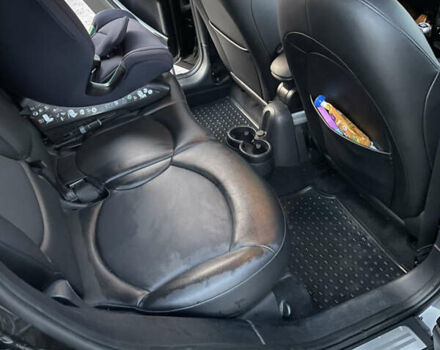 Мини Кантримен, объемом двигателя 1.6 л и пробегом 153 тыс. км за 9000 $, фото 8 на Automoto.ua