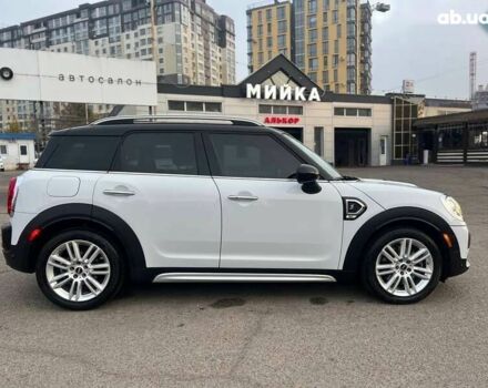 Мини Кантримен, объемом двигателя 2 л и пробегом 92 тыс. км за 18900 $, фото 11 на Automoto.ua