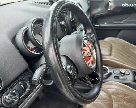 Мини Кантримен, объемом двигателя 2 л и пробегом 260 тыс. км за 19990 $, фото 17 на Automoto.ua