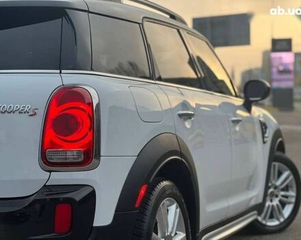Мини Кантримен, объемом двигателя 2 л и пробегом 92 тыс. км за 18900 $, фото 9 на Automoto.ua