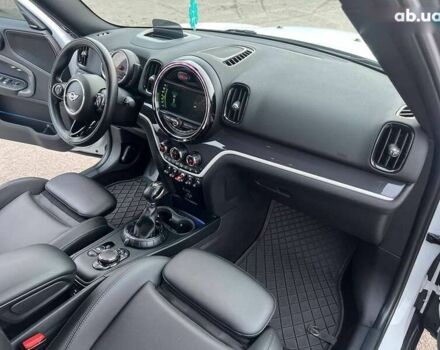 Мини Кантримен, объемом двигателя 2 л и пробегом 92 тыс. км за 18900 $, фото 28 на Automoto.ua