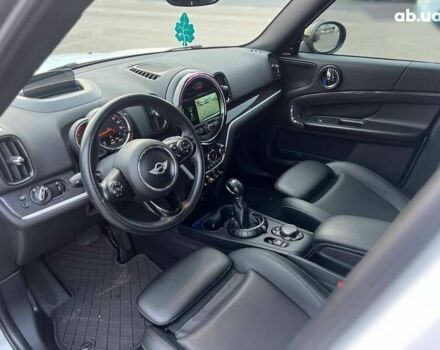 Мини Кантримен, объемом двигателя 2 л и пробегом 92 тыс. км за 18900 $, фото 19 на Automoto.ua