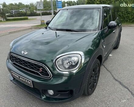 Мини Кантримен, объемом двигателя 2 л и пробегом 260 тыс. км за 19990 $, фото 1 на Automoto.ua