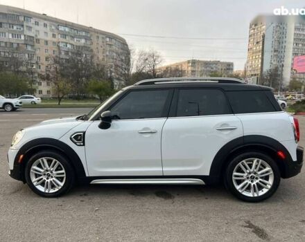 Мини Кантримен, объемом двигателя 2 л и пробегом 92 тыс. км за 18900 $, фото 6 на Automoto.ua