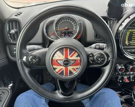 Мини Кантримен, объемом двигателя 2 л и пробегом 260 тыс. км за 19990 $, фото 19 на Automoto.ua