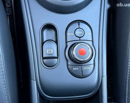 Мини Кантримен, объемом двигателя 2 л и пробегом 170 тыс. км за 17999 $, фото 18 на Automoto.ua