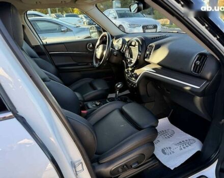 Мини Кантримен, объемом двигателя 2 л и пробегом 170 тыс. км за 17999 $, фото 9 на Automoto.ua