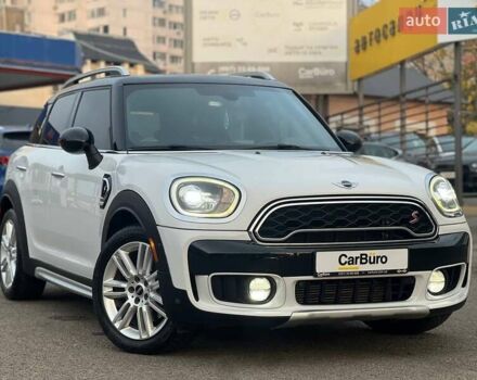 Мини Кантримен, объемом двигателя 2 л и пробегом 92 тыс. км за 18900 $, фото 1 на Automoto.ua