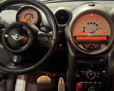 Желтый Мини Кантримен, объемом двигателя 1.6 л и пробегом 217 тыс. км за 8400 $, фото 15 на Automoto.ua