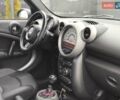 Желтый Мини Кантримен, объемом двигателя 1.6 л и пробегом 216 тыс. км за 9500 $, фото 18 на Automoto.ua