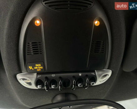 Мини Кантримен 2013 в Одессе на Automoto.ua Серый Мини Кантримен, объемом двигателя 1.6 л и пробегом 200 тыс. км за 9100 $, фото 60 на Automoto.ua