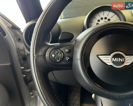 Мини Кантримен 2013 в Одессе на Automoto.ua Серый Мини Кантримен, объемом двигателя 1.6 л и пробегом 200 тыс. км за 9100 $, фото 33 на Automoto.ua