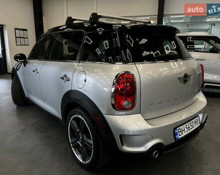 Мини Кантримен 2013 в Одессе на Automoto.ua Серый Мини Кантримен, объемом двигателя 1.6 л и пробегом 200 тыс. км за 9100 $, фото 5 на Automoto.ua