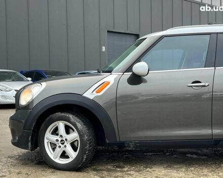 Серый Мини Кантримен, объемом двигателя 1.6 л и пробегом 243 тыс. км за 12390 $, фото 3 на Automoto.ua