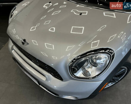 Мини Кантримен 2013 в Одессе на Automoto.ua Серый Мини Кантримен, объемом двигателя 1.6 л и пробегом 200 тыс. км за 9100 $, фото 2 на Automoto.ua