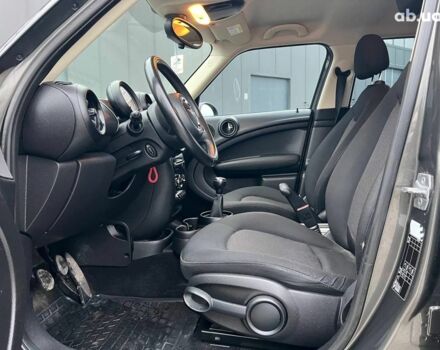 Серый Мини Кантримен, объемом двигателя 1.6 л и пробегом 243 тыс. км за 12390 $, фото 18 на Automoto.ua