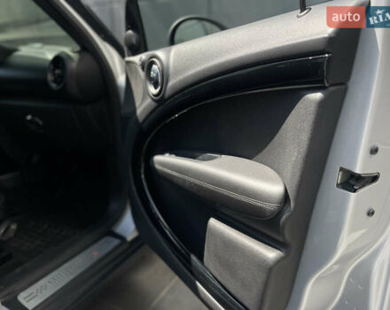 Мини Кантримен 2013 в Одессе на Automoto.ua Серый Мини Кантримен, объемом двигателя 1.6 л и пробегом 200 тыс. км за 9100 $, фото 71 на Automoto.ua