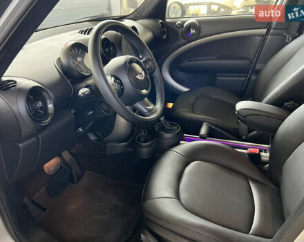 Серый Мини Кантримен, объемом двигателя 1.6 л и пробегом 100 тыс. км за 9999 $, фото 6 на Automoto.ua