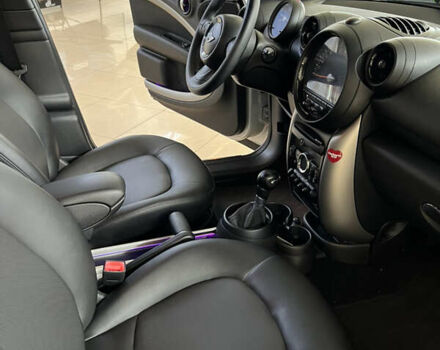 Серый Мини Кантримен, объемом двигателя 1.6 л и пробегом 100 тыс. км за 9999 $, фото 10 на Automoto.ua