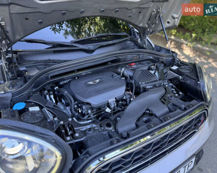 Серый Мини Кантримен, объемом двигателя 2 л и пробегом 77 тыс. км за 23500 $, фото 5 на Automoto.ua