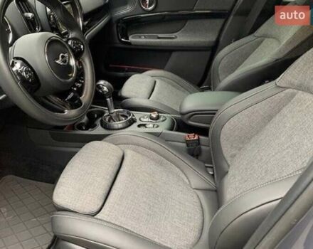 Серый Мини Кантримен, объемом двигателя 2 л и пробегом 125 тыс. км за 21000 $, фото 9 на Automoto.ua