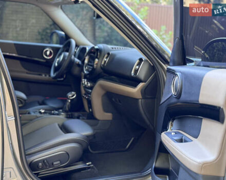 Серый Мини Кантримен, объемом двигателя 2 л и пробегом 77 тыс. км за 23500 $, фото 49 на Automoto.ua