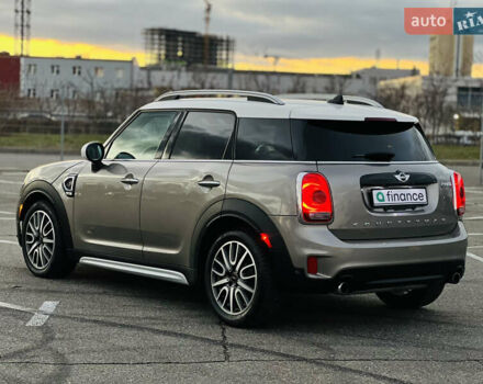 Сірий Міні Кантрімен, об'ємом двигуна 2 л та пробігом 73 тис. км за 20200 $, фото 10 на Automoto.ua