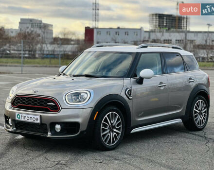 Сірий Міні Кантрімен, об'ємом двигуна 2 л та пробігом 73 тис. км за 20200 $, фото 2 на Automoto.ua