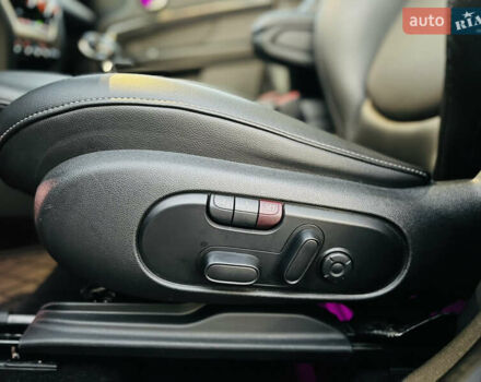 Сірий Міні Кантрімен, об'ємом двигуна 2 л та пробігом 73 тис. км за 20200 $, фото 32 на Automoto.ua