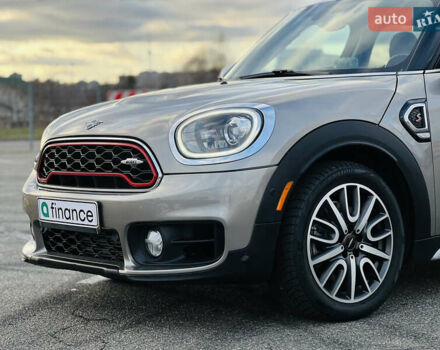 Сірий Міні Кантрімен, об'ємом двигуна 2 л та пробігом 73 тис. км за 20200 $, фото 4 на Automoto.ua