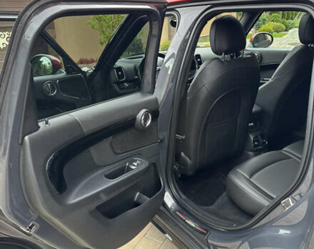 Мини Кантримен 2019 в Черновцах на Automoto.ua Серый Мини Кантримен, объемом двигателя 2 л и пробегом 107 тыс. км за 23900 $, фото 47 на Automoto.ua