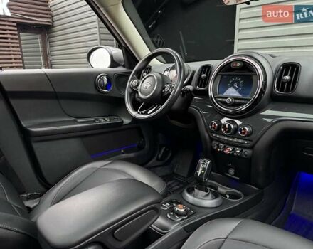 Сірий Міні Кантрімен, об'ємом двигуна 1.5 л та пробігом 101 тис. км за 18900 $, фото 13 на Automoto.ua