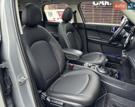 Сірий Міні Кантрімен, об'ємом двигуна 1.5 л та пробігом 101 тис. км за 18900 $, фото 12 на Automoto.ua