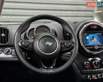 Сірий Міні Кантрімен, об'ємом двигуна 1.5 л та пробігом 101 тис. км за 18900 $, фото 16 на Automoto.ua