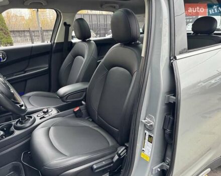 Сірий Міні Кантрімен, об'ємом двигуна 1.5 л та пробігом 101 тис. км за 18900 $, фото 9 на Automoto.ua