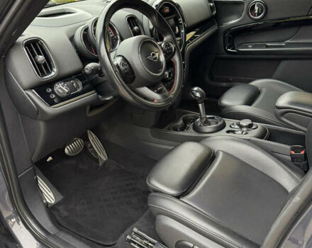 Мини Кантримен 2019 в Черновцах на Automoto.ua Серый Мини Кантримен, объемом двигателя 2 л и пробегом 107 тыс. км за 23900 $, фото 34 на Automoto.ua