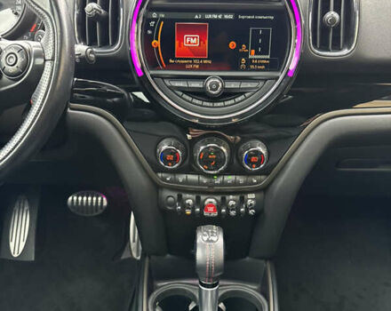 Мини Кантримен 2019 в Черновцах на Automoto.ua Серый Мини Кантримен, объемом двигателя 2 л и пробегом 107 тыс. км за 23900 $, фото 59 на Automoto.ua