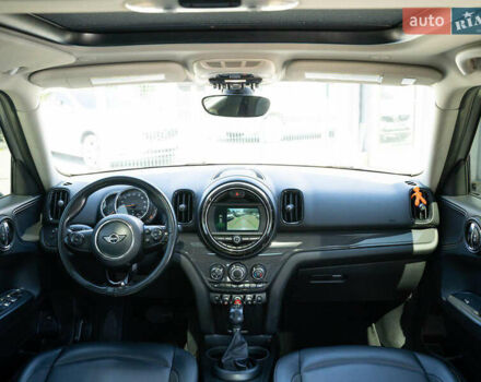 Міні Кантрімен 2019 у Одесі на Automoto.ua Сірий Міні Кантрімен, об'ємом двигуна 1.5 л та пробігом 89 тис. км за 22000 $, фото 35 на Automoto.ua