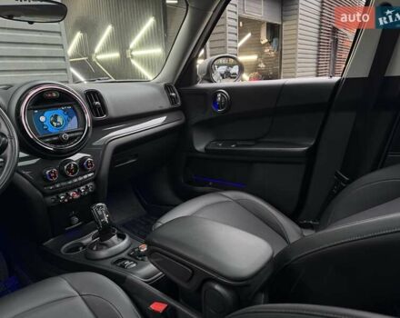 Сірий Міні Кантрімен, об'ємом двигуна 1.5 л та пробігом 101 тис. км за 18900 $, фото 15 на Automoto.ua