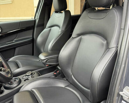 Мини Кантримен 2019 в Черновцах на Automoto.ua Серый Мини Кантримен, объемом двигателя 2 л и пробегом 107 тыс. км за 23900 $, фото 44 на Automoto.ua