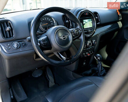Міні Кантрімен 2019 у Одесі на Automoto.ua Сірий Міні Кантрімен, об'ємом двигуна 1.5 л та пробігом 89 тис. км за 22000 $, фото 31 на Automoto.ua