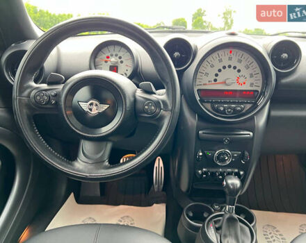 Сірий Міні Кантрімен, об'ємом двигуна 1.6 л та пробігом 112 тис. км за 10500 $, фото 13 на Automoto.ua
