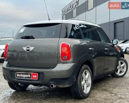 Сірий Міні Кантрімен, об'ємом двигуна 1.6 л та пробігом 243 тис. км за 12390 $, фото 8 на Automoto.ua