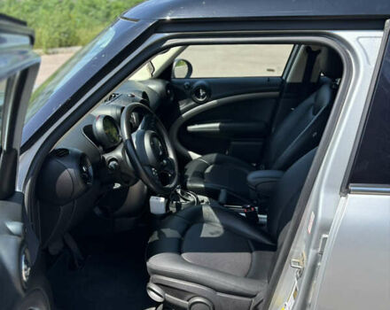 Серый Мини Кантримен, объемом двигателя 1.6 л и пробегом 131 тыс. км за 15000 $, фото 4 на Automoto.ua
